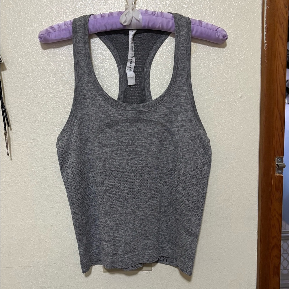 Lululemon | swiftly